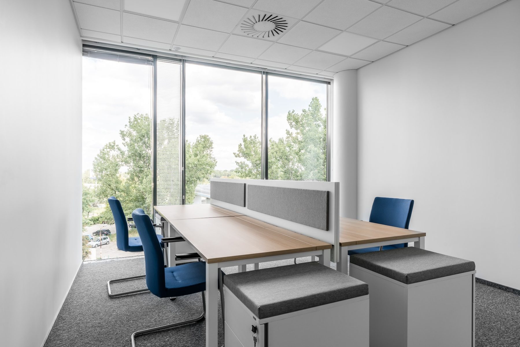 Group  Sp. z . - Office furniture – Mikomax Smart Office