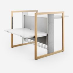 Ein Doppelschreibtisch