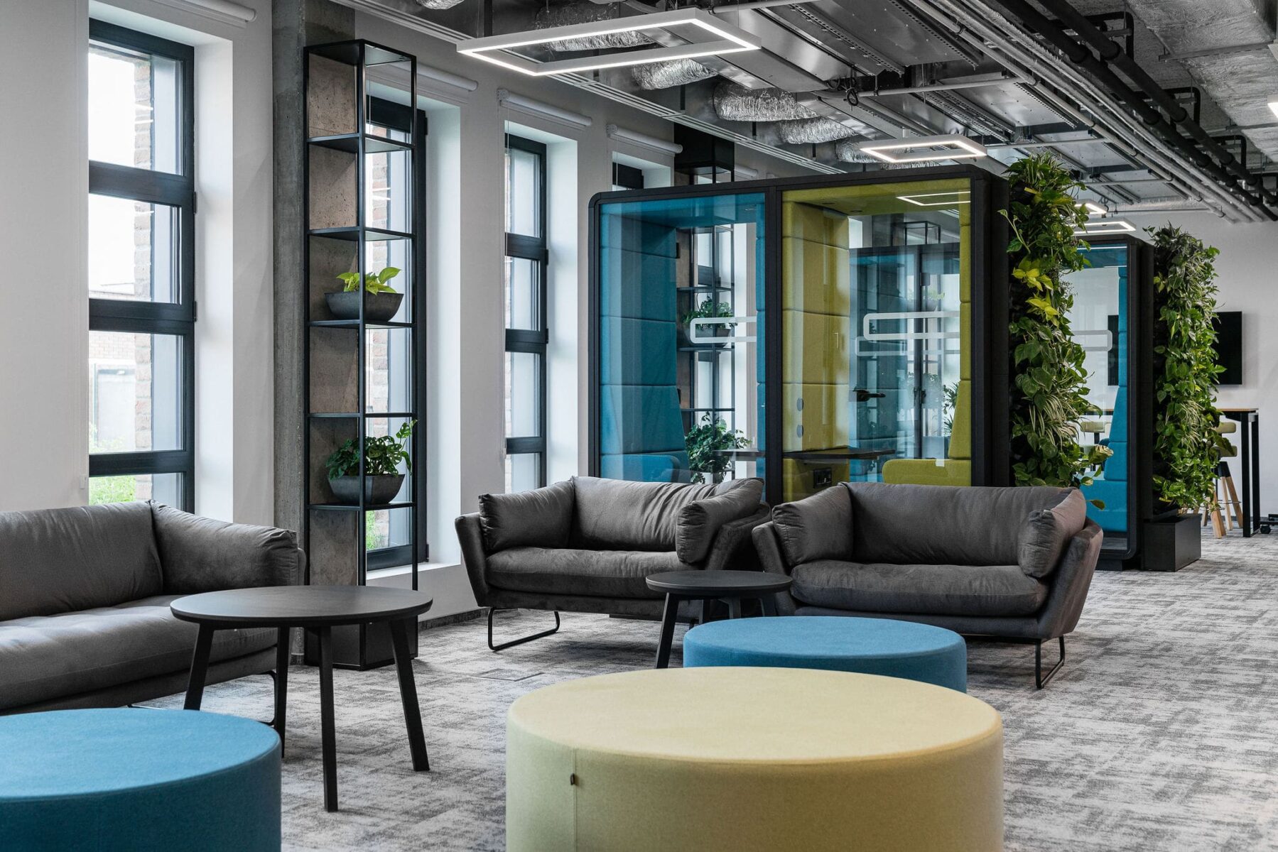 Zdjęcie realizacji: Raiffeisen Bank International – MIT GROUP DELIVERY CENTER