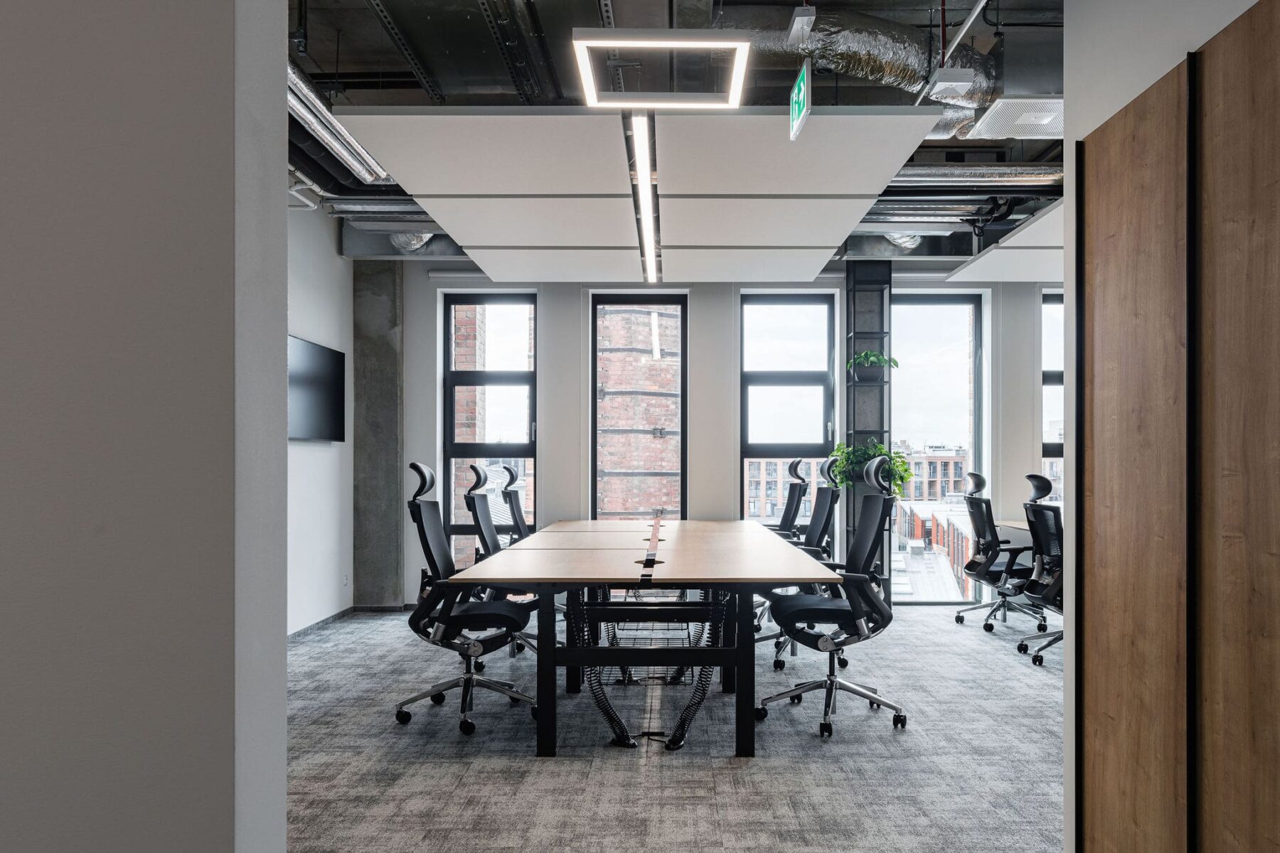 Zdjęcie realizacji: Raiffeisen Bank International – MIT GROUP DELIVERY CENTER